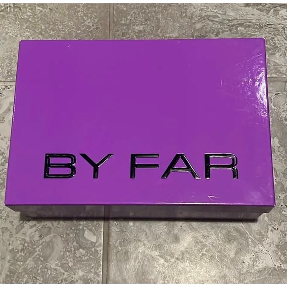 NWT BY FAR Romy Laq Square Fuschia Iridescent LAC Mules Sandals Women's 39/8.5 - Picture 12 of 13